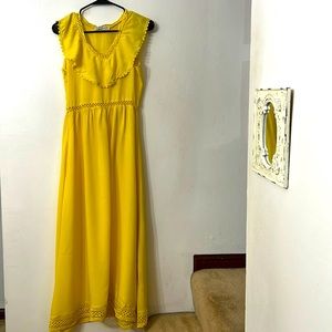 MissLook yellow dress size medium